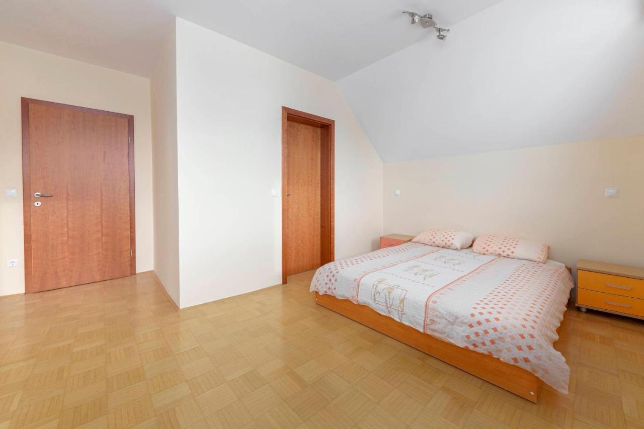 Apartma Ana Preserje  Zewnętrze zdjęcie